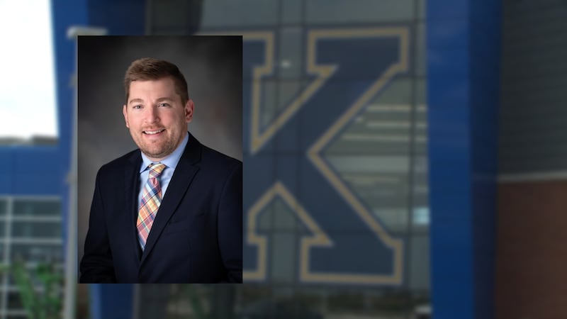 JD Carson announced he is resigning from coaching the Girls' Basketball team at Kearney High.