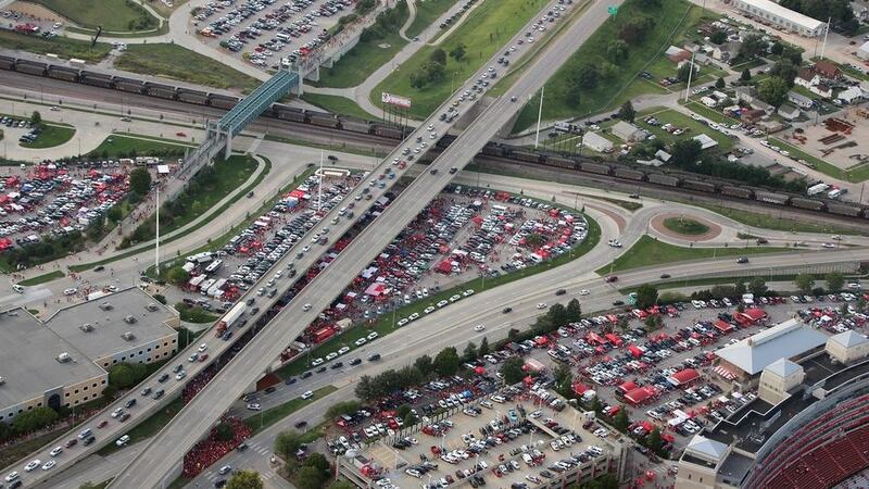 Tips for navigating gameday traffic